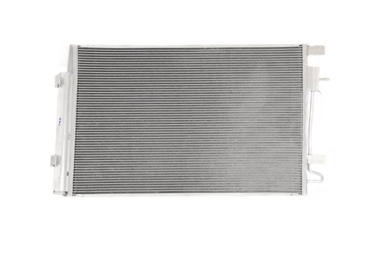 CONDENSADOR DE AIRE ACONDICIONADO BC447740-0550RC